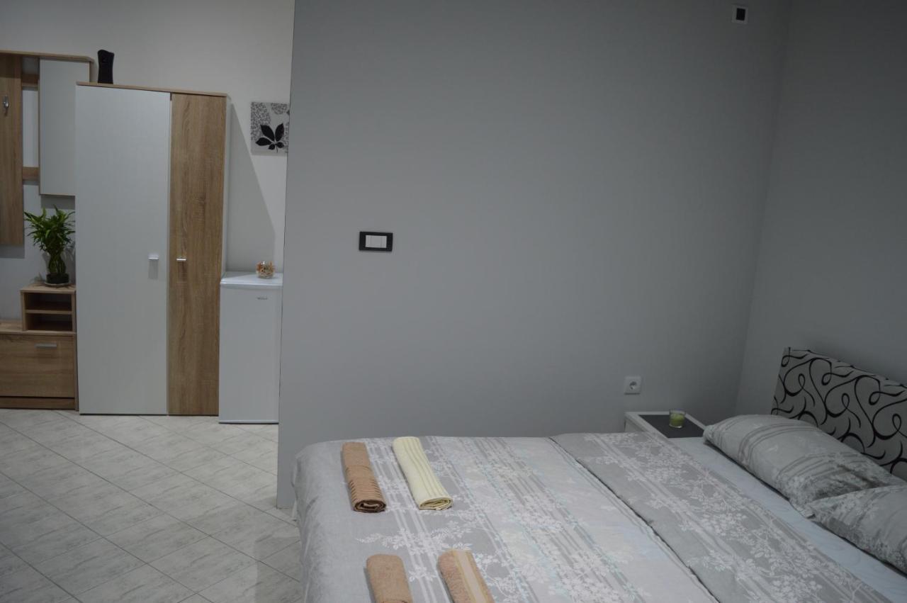 Magic M Apartment Mali Mokri Lug Esterno foto